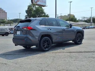 Toyota RAV4 2025 LE 4dr SUV