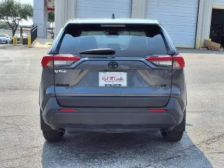 Toyota RAV4 2025 LE 4dr SUV