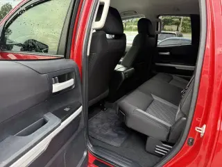 Toyota Tundra 2014