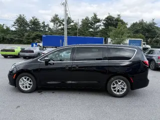 2025 Chrysler Pacifica