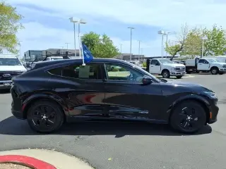 Ford Mustang Mach-E 2022 California Route 1 4dr SUV