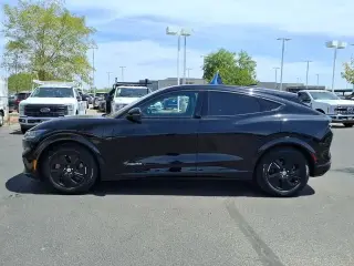 Ford Mustang Mach-E 2022 California Route 1 4dr SUV