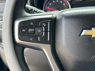 Chevrolet Silverado 1500 2021 4x2 Custom Cabina Crew de 4 puertas, caja larga de 5,8 pies