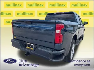Chevrolet Silverado 1500 2021 4x2 Custom Cabina Crew de 4 puertas, caja larga de 5,8 pies