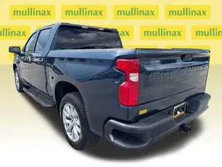 Chevrolet Silverado 1500 2021 4x2 Custom Cabina Crew de 4 puertas, caja larga de 5,8 pies