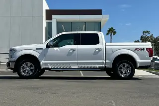 Ford F-150 2015 4x4 Lariat 4 puertas SuperCrew 1,68 m de distancia entre ejes (5,5 pies)