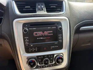 2014 GMC Acadia