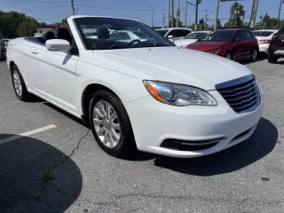 Chrysler 200 2012