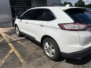 Ford Edge 2018 SEL 4dr Crossover