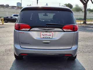 Chrysler Pacifica 2020 Touring L 4dr Mini-Van