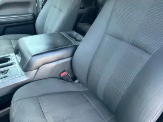 Ford F-150 2017 4x4 XLT 4dr SuperCrew 5.5 ft. SB