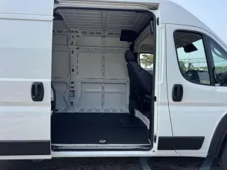 Ram ProMaster 2025 Tradesman 2500 159 WB 3dr High Roof Cargo Van sin asiento de pasajero