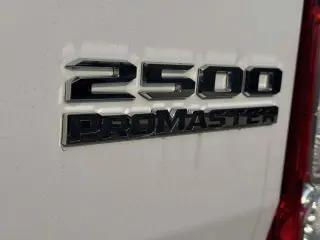 Ram ProMaster 2025 Tradesman 2500 159 WB 3dr High Roof Cargo Van sin asiento de pasajero