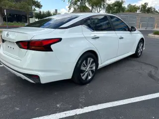 2020 Nissan Altima