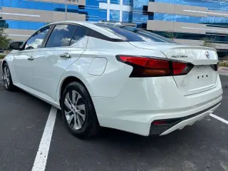 2020 Nissan Altima