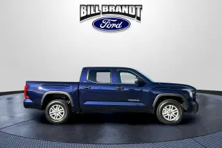 Toyota Tundra 2026 4x4 SR5 4dr CrewMax Cab Pickup SB
