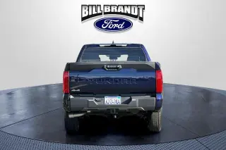 Toyota Tundra 2026 4x4 SR5 4dr CrewMax Cab Pickup SB