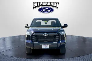 Toyota Tundra 2026 4x4 SR5 4dr CrewMax Cab Pickup SB