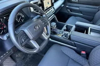 Toyota Tundra 2026 4x4 SR5 4dr CrewMax Cab Pickup SB