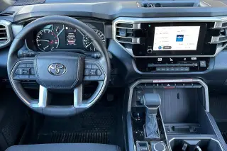 Toyota Tundra 2026 4x4 SR5 4dr CrewMax Cab Pickup SB