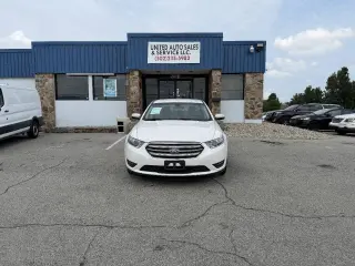 2017 Ford Taurus