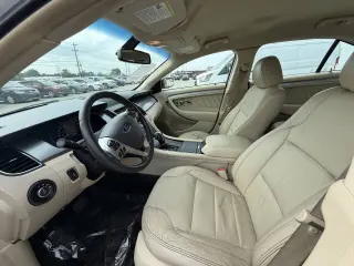 2017 Ford Taurus