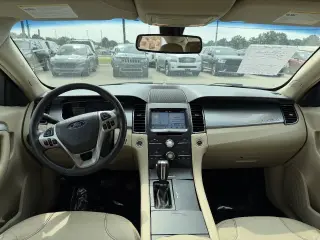 2017 Ford Taurus