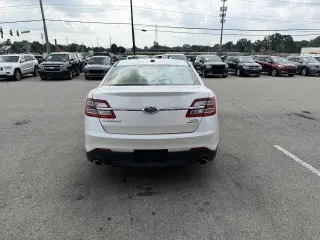 2017 Ford Taurus