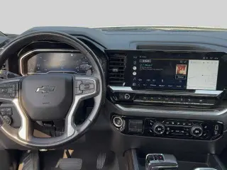 Chevrolet Silverado 1500 2022 4x4 RST 4dr Cab de Tripulación 5.8 ft. SB