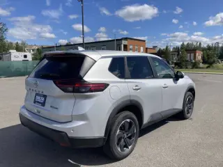 Nissan Rogue 2024