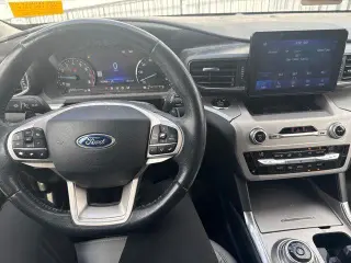 Explorador Ford 2021 AWD XLT 4dr SUV