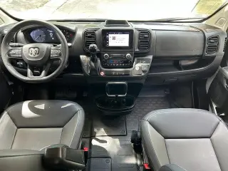 Ram ProMaster 2025 Tradesman 3500 159 WB 3dr High Roof Cargo Van sin asiento del pasajero