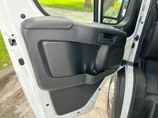 Ram ProMaster 2025 Tradesman 3500 159 WB 3dr High Roof Cargo Van sin asiento del pasajero