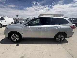 Nissan Pathfinder 2019