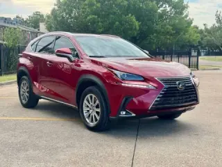 Lexus NX 300 2021