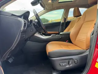 Lexus NX 300 2021