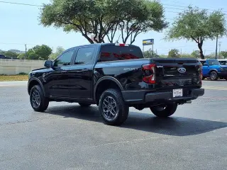 Ford Ranger 2025 4x2 XLT 4dr SuperCrew 5.0 ft. SB