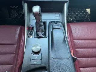 Lexus IS 200t 2016