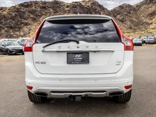Volvo XC60 2017 AWD T6 Dinámico 4dr SUV