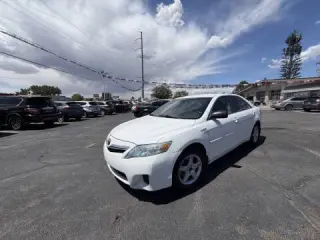 Toyota Camry Hybrid 2011