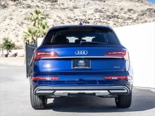 Audi Q5 2023 AWD quattro Premium 40 TFSI 4dr SUV
