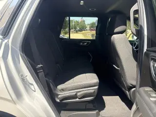 Chevrolet Tahoe 2022 4x2 LS 4dr SUV
