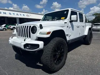 Jeep Gladiator 2022 4x4 Overland 4dr Crew Cab 5.0 ft. SB