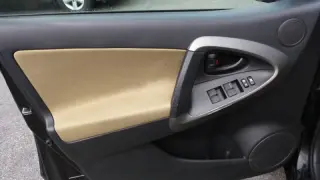 Toyota RAV4 2010