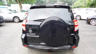Toyota RAV4 2010