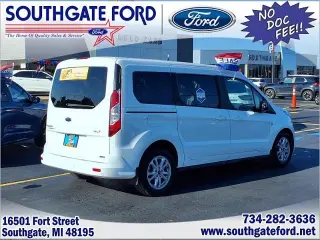 Ford Transit Connect 2022 XLT 4 puertas LWB furgoneta con puerta trasera elevadora