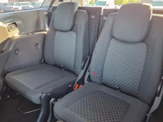 Ford Transit Connect 2022 XLT 4 puertas LWB furgoneta con puerta trasera elevadora