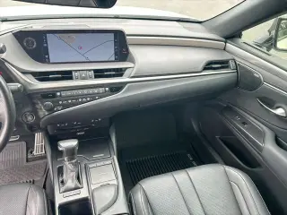 Lexus ES 350 2019 F SPORT 4dr Sedán