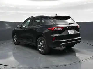 Ford Escape Hybrid 2023 ST-Line 4dr SUV