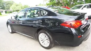 Infiniti Q70L 2015